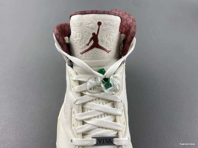 HYPE Grito El HF8833-100 Jordan Air 5 0823